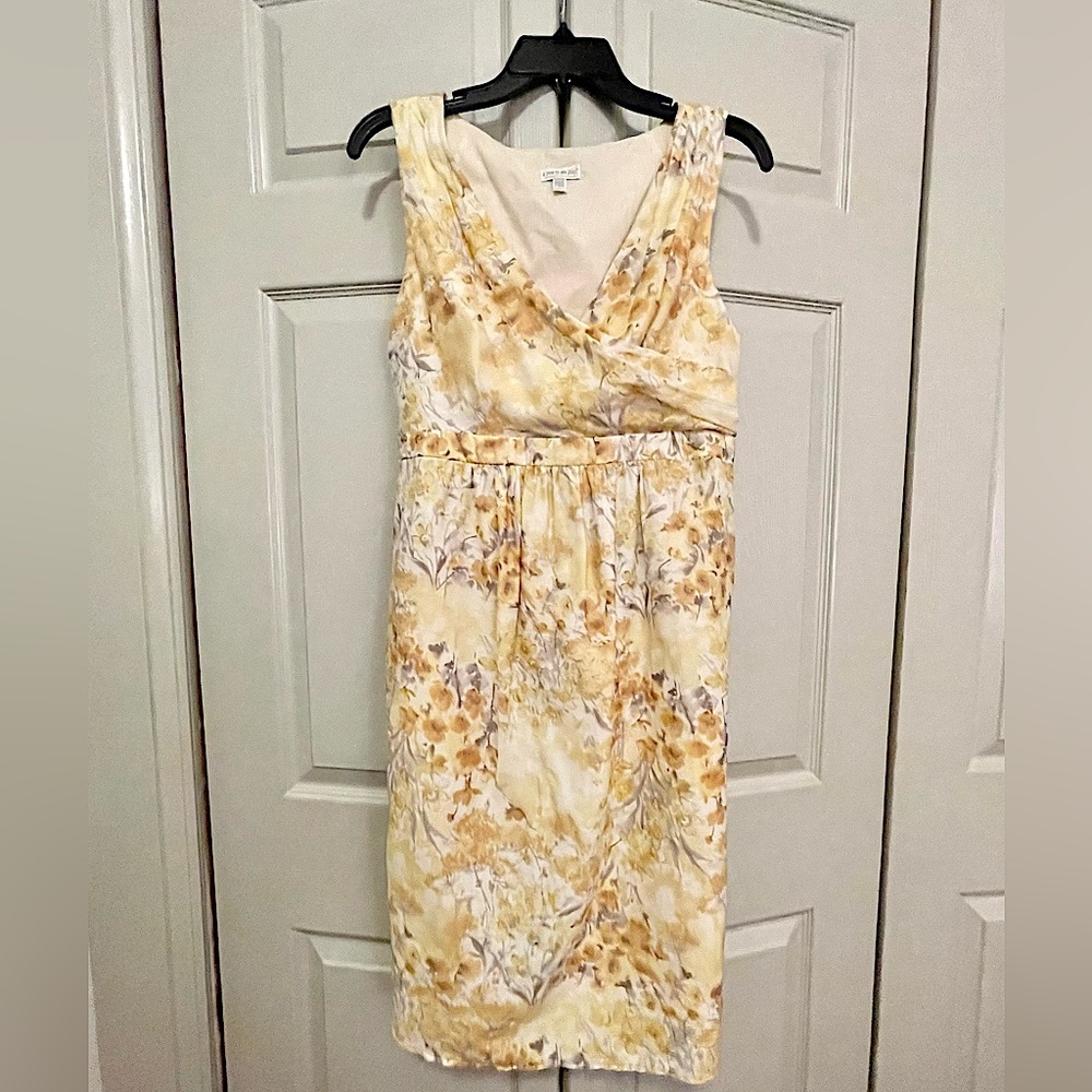 A Pea in the Pod Silk and Cotton Blend
Floral Sleeveless Dress